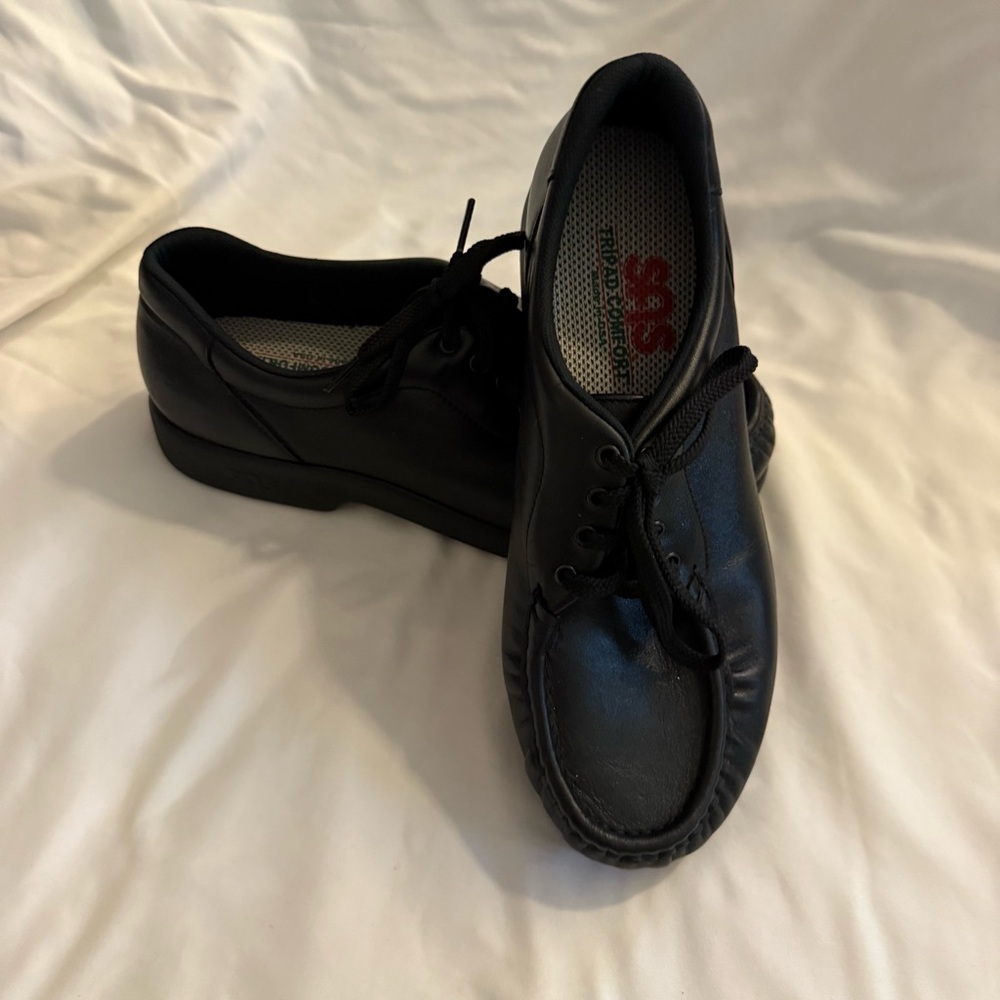 Like New SAS Take Time Moc Toe Lace Up Shoe